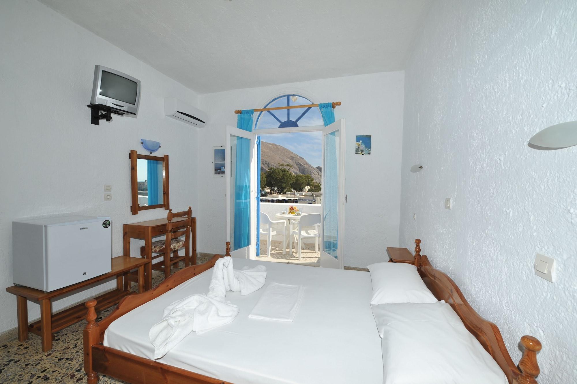 Santa Irini Hotel 佩里萨 外观 照片