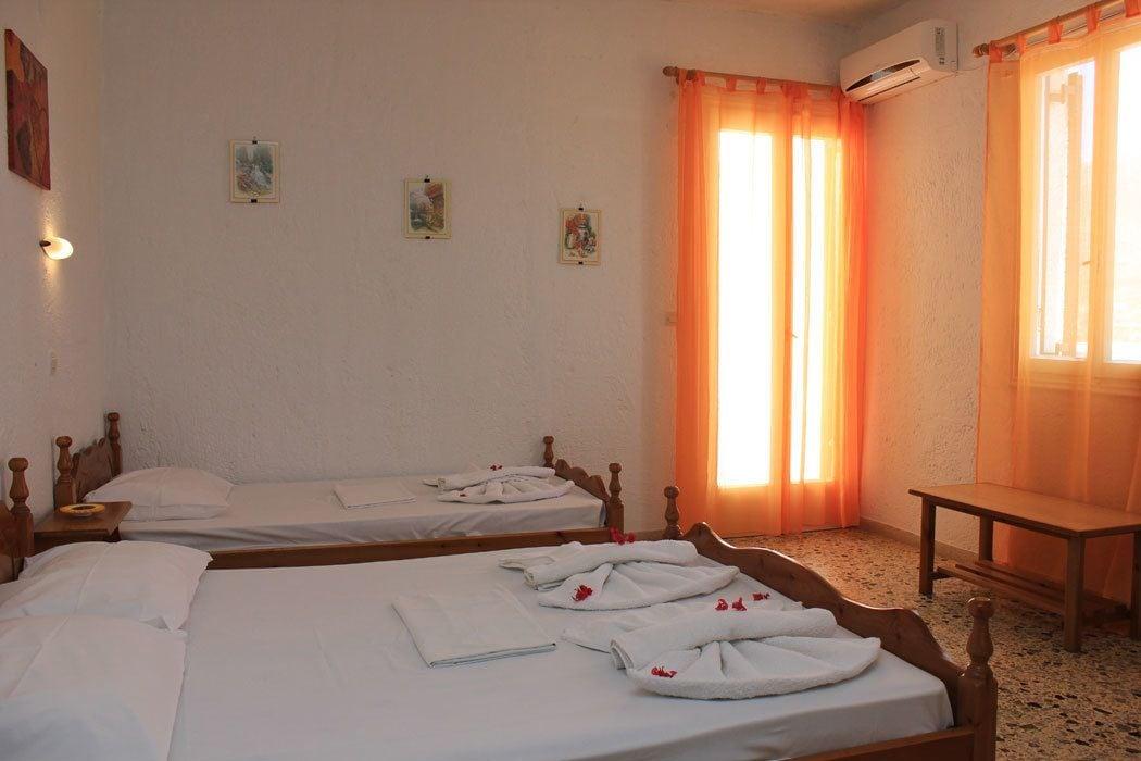 Santa Irini Hotel 佩里萨 外观 照片